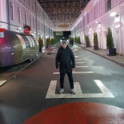  -,   Ali, 27 ,   ,   