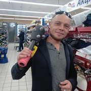  ,  Yurij, 40