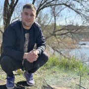  ,  Daniel, 28