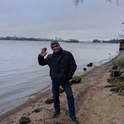  -,   Mlskam, 45 ,     , c 