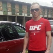  ,   Denis, 33 ,   ,   