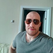  ,   Andrew, 21 ,   ,   