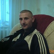  ,  denis, 40