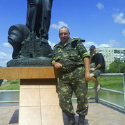  ,   Artem, 42 ,   
