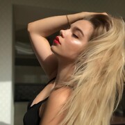  ,   Elena, 26 ,   ,   