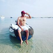  ,   Alaa halal, 45 ,   ,   