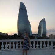  ,   Elena, 45 ,   c 