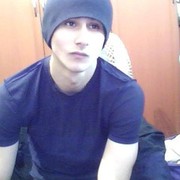  ,   Eddi, 32 ,   