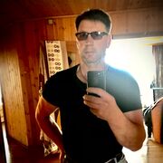  ,  Valera, 44