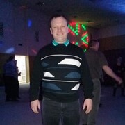  ,   Artem, 44 ,   ,   , c 