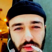  ,   Leon, 28 ,   ,   