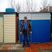  ,   Alex, 70 ,   c 