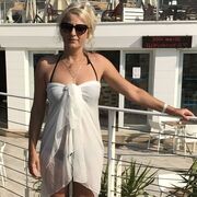  -,  Lena, 36