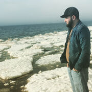  ,  Boburjon, 30