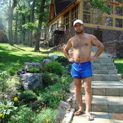  ,   Maxim, 44 ,   