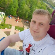  ,  Oleg, 33