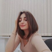  ,  Valentina, 28