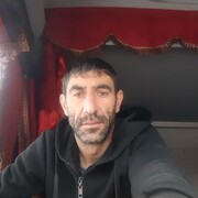   ,  Mikael, 37