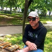  ,   Mersedesi, 44 ,   ,   