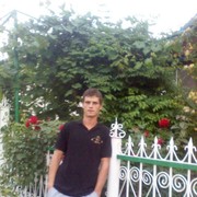  ,   Nicolai, 33 ,   