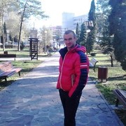  ,   Mihai, 33 ,   
