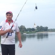  ,   Daren, 46 ,   