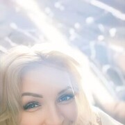  ,  Elena, 41