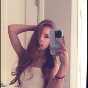  ,   Masha, 18 ,   