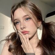  , 