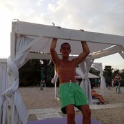  ,   Alex, 25 ,   ,   , c , 
