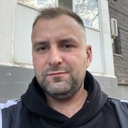 ,   Artem, 34 ,   