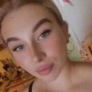  ,  Nika, 22