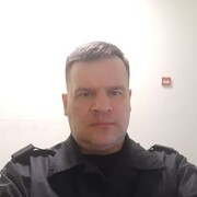  ,   Denis, 41 ,   ,   , c 
