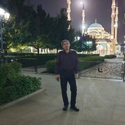  ,  Aleks, 50