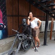  ,   Lisa, 41 ,   ,   