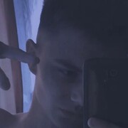  ,  Maksim, 20