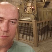  ,  Alex, 48