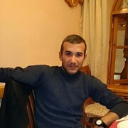  ,  Alex, 41