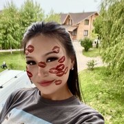  , 