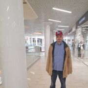  ,   Hugo Van Yal, 46 ,   ,   