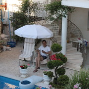  ,   Antonio, 43 ,   