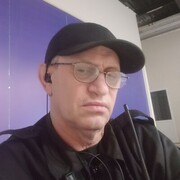 � �� ������