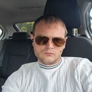  ,  Ruslan, 32
