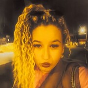  ,   Mia, 30 ,   ,   