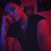  ,  Kris, 29