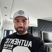  ,   Ash, 37 ,   ,   