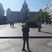 ,   Senia, 19 ,   ,   , c , 