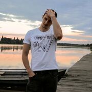  ,  Artem, 30