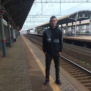  ,  Artur, 33