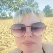  Alizay,   , 43 ,   
